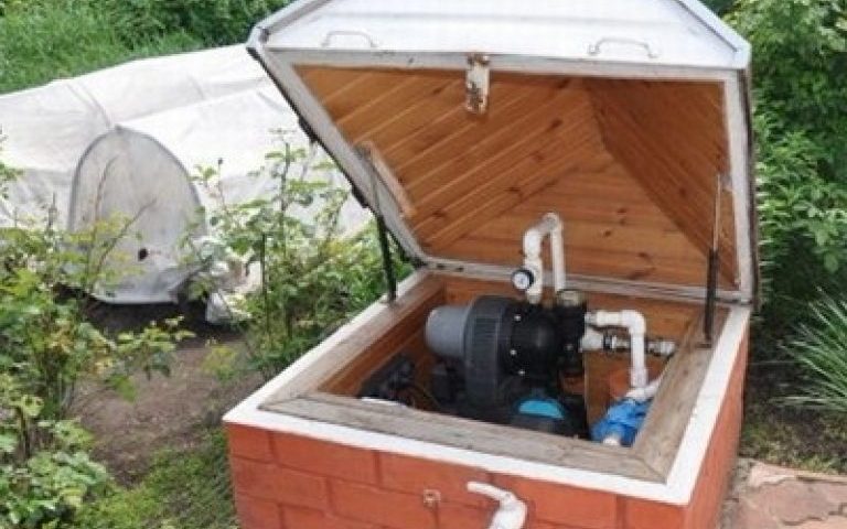 гидрофор под навесом 2