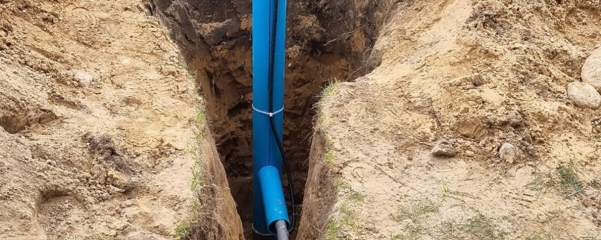 скважинный адаптер в земле